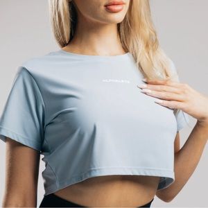 Alphalete signature mesh crop top